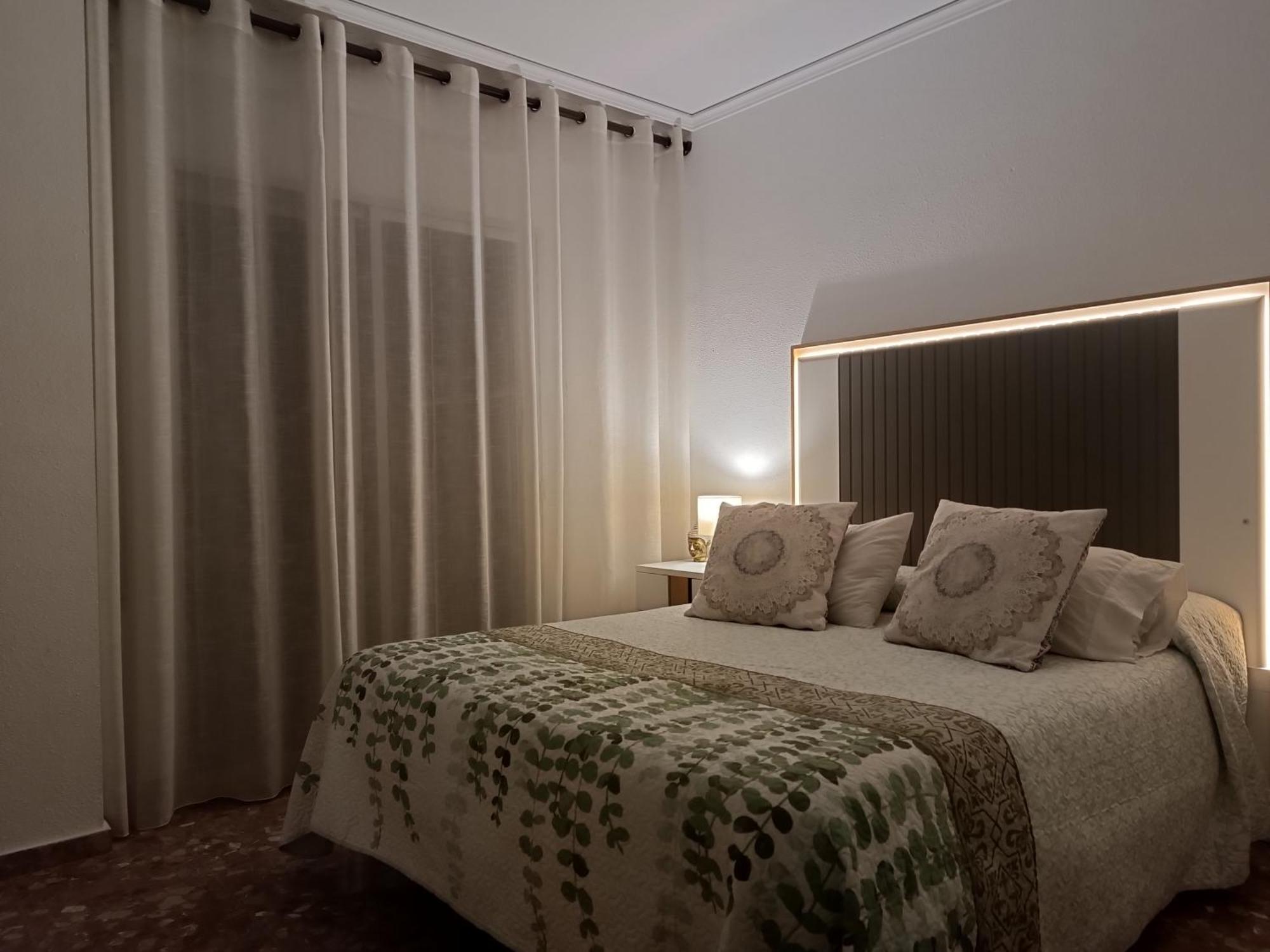 Apartamento Habitacion Luxurious Gran Budha Oliva Exterior foto